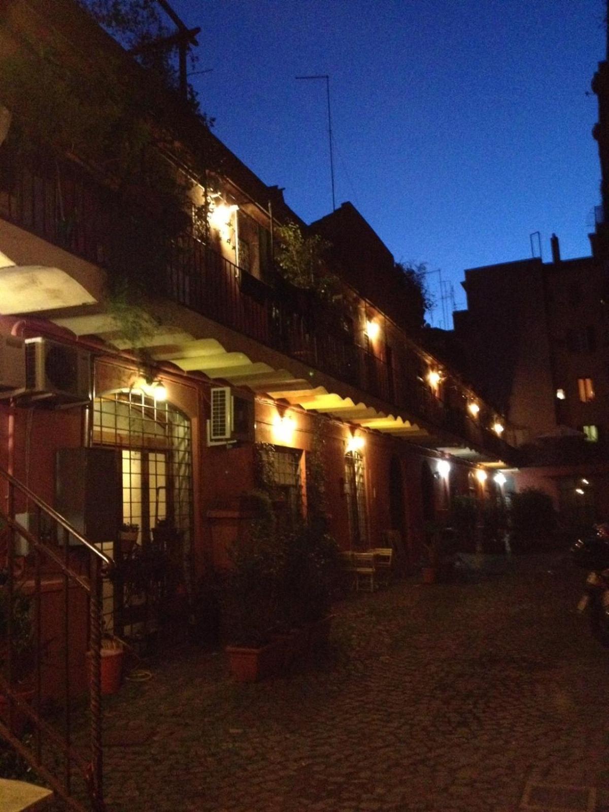 Scuderie San Lorenzo Rome Exterior photo
